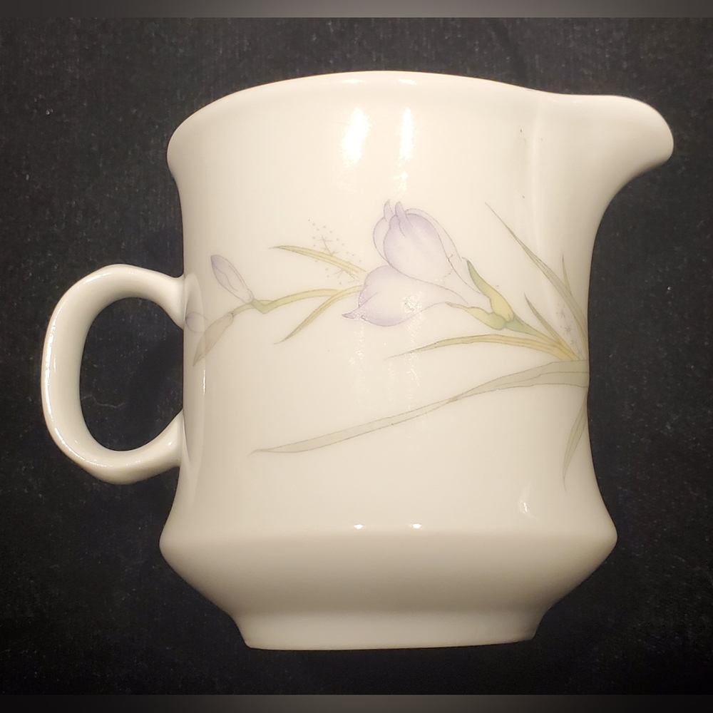 Renoir China Vintage 'Daffodil' Creamer